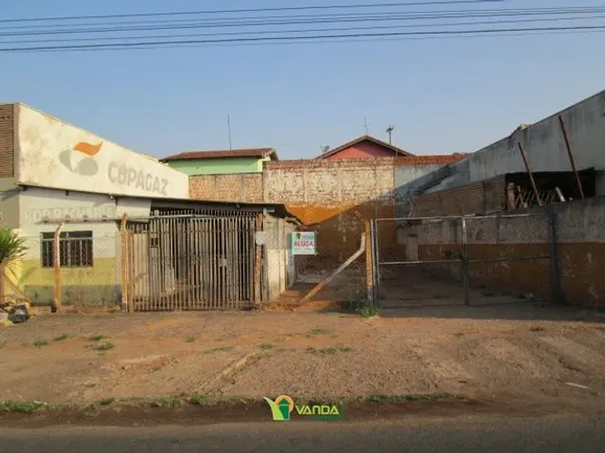 JARDIM MARAMBAIA - TERRENO C/ EDIFICAÇÕES PROX. MAQUININHA, SUPERMERCADO, RODOV.