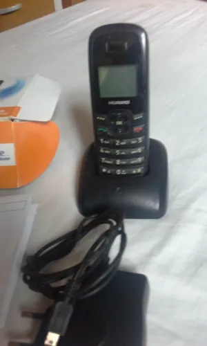 Vendo Aparelho Telefônico Fixo sem fio marca Huawei mod. FC-8551 p/uso ou reposição/peças