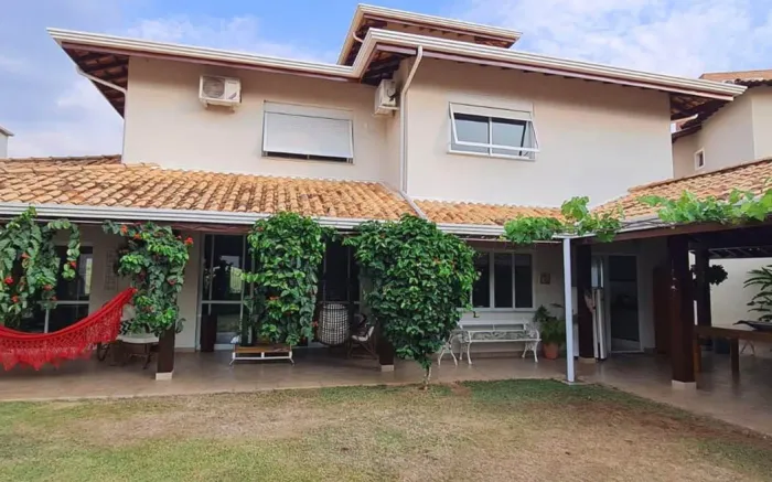 Casa em condomínio à venda em Sousas, Campinas. Loteamento Arboreto dos Jequitibás.
