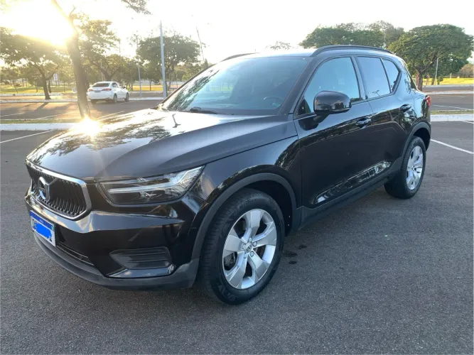 Volvo XC40 T-4 2.0 190cv FWD 2019