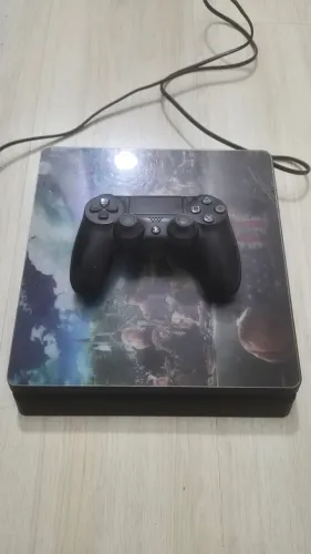PS4 SLIM 