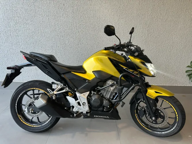 ALUGUEL CB 300F TWISTER 2023 | R$ 390/SEMANA | SEM LIMITE DE KM ?
