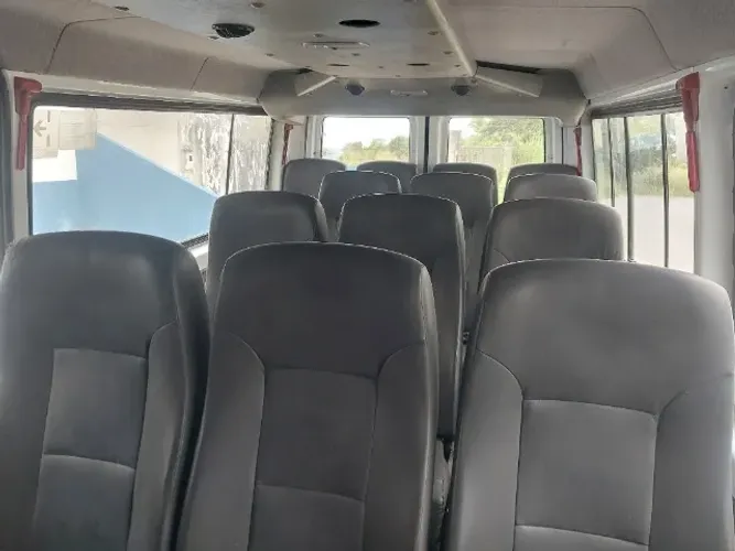 Mercedes-Benz Sprinter 313 Van Luxo 2.2 129cv 16L Dies 2011
