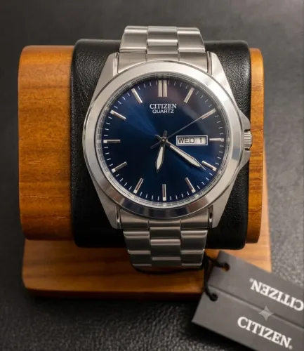 Relógio Citizen Quartz Slim Novo