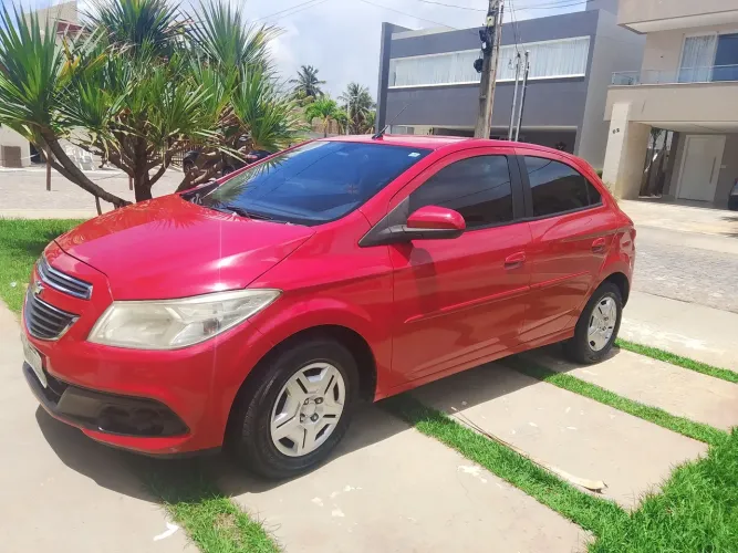 Chevrolet Onix Hatch LT 1.0 8V Flex Power Mec. 4P 2013