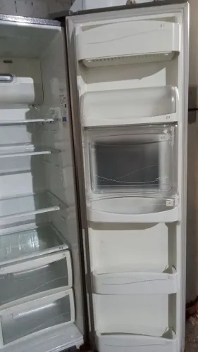 Geladeira Eletrolux SH70X Side-by-Side