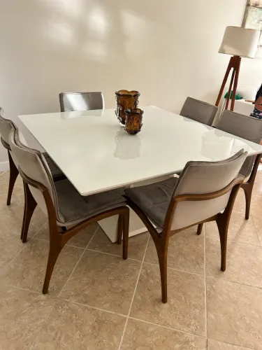 Mesa quadrada laca branca 1,40x1,40