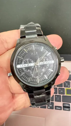 Relógio Armani todo feito em aço inoxidável