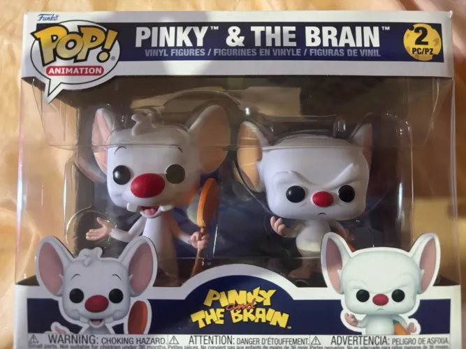 Funko pop pink e cérebro
