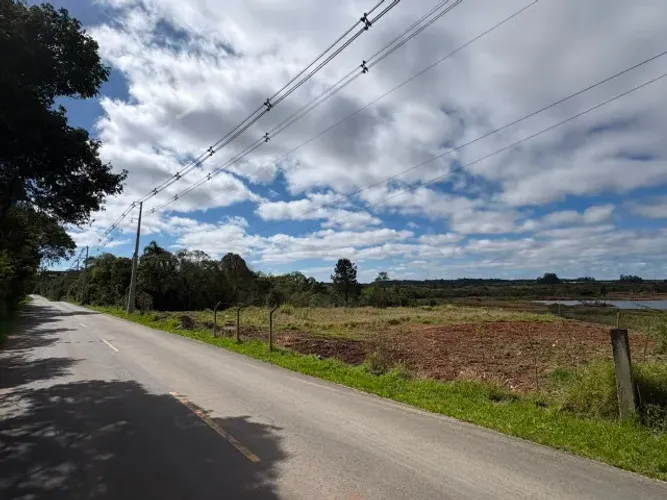 Área 98.069 m² em Curitiba - Chácara / Turismo / Lazer 
