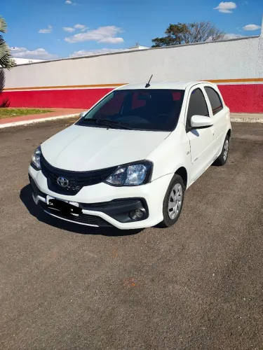Toyota Etios X 1.3 Flex 16V 5P Mec. 2020