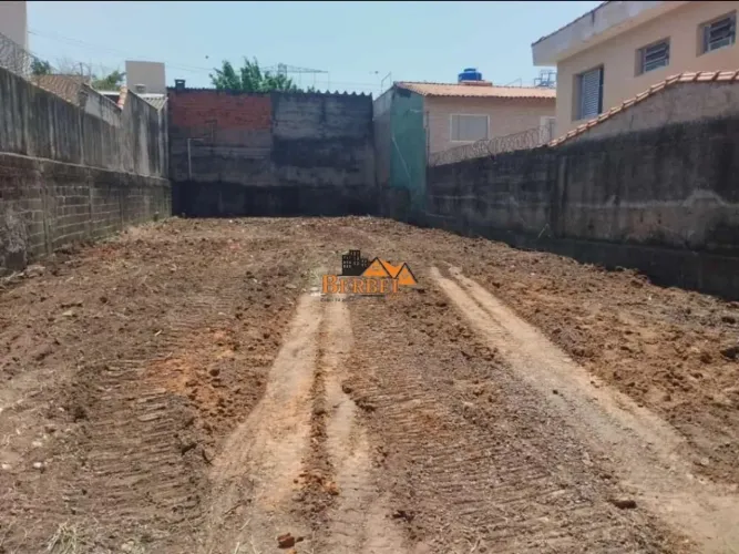 Terreno para Venda, 320 m²