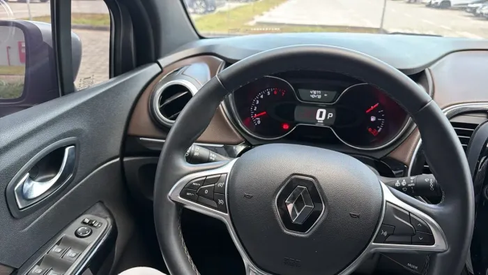 Renault Captur Iconic 1.3 TB 16V Flex 5P AUT 2022