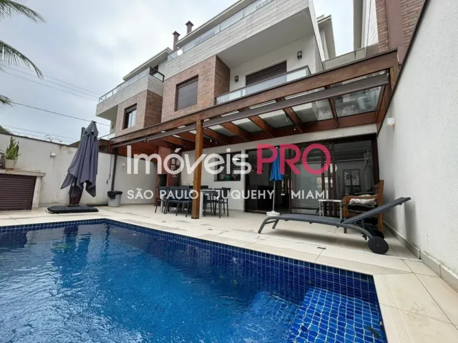Casa na Praia de Juquehy