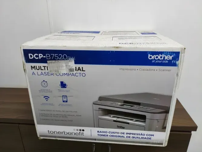 Impressora Multifuncional Laser Brother DCPB-7520DW Monocromática, 127V