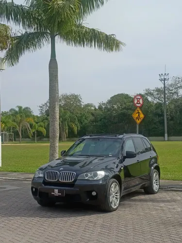 BMW X5 M 4.4 4X4 V8 32V Bi-turbo Aut. 2011