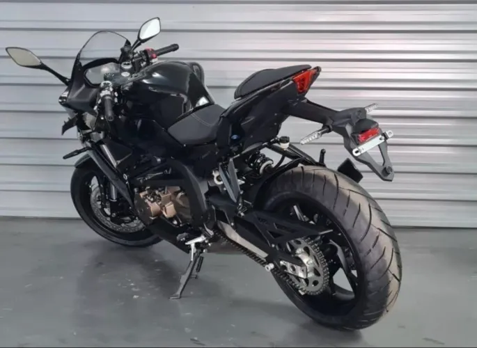 SBM 600 RC (4 cilindros) 2026-2026