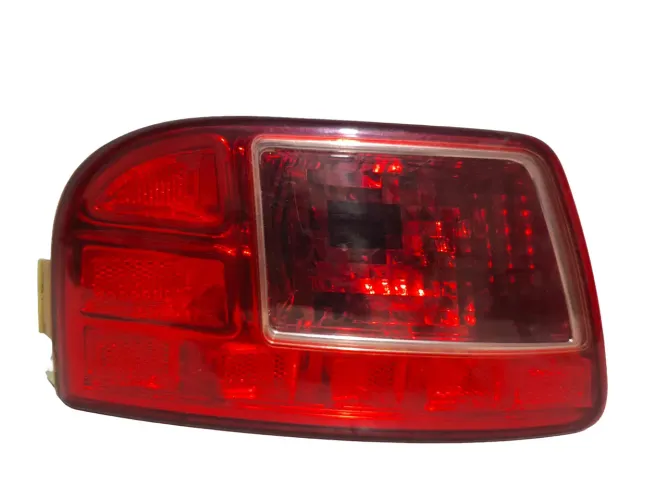 Lanterna Traseira Esquerda Parachoque Citroen Air Cross 2010 11 12 13 14 15 16 Original