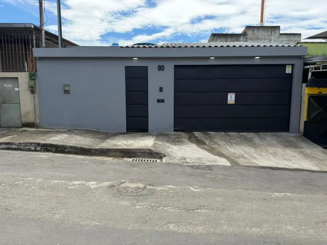 Casa com piscina em Nova Iguaçu <br><br>quadrados com 1 quarto
