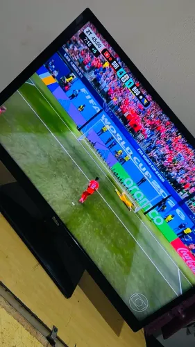 Tv Philco 32 Polegadas Digital vai com controle novo