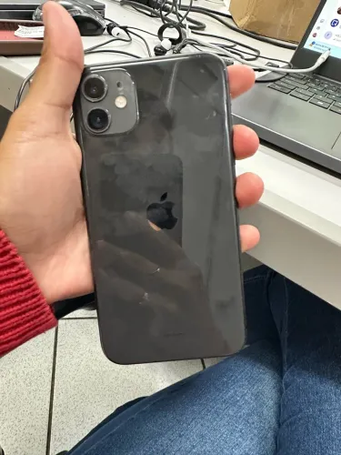 iPhone 11