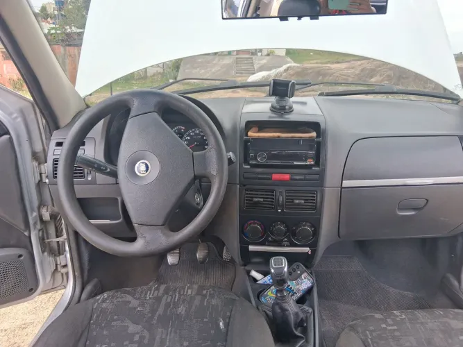 Fiat Palio ELX 1.0 Fire/30 Anos F. Flex 8V 4P 2005
