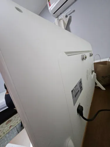 Tv lg um ano de uso 32 polegadas 