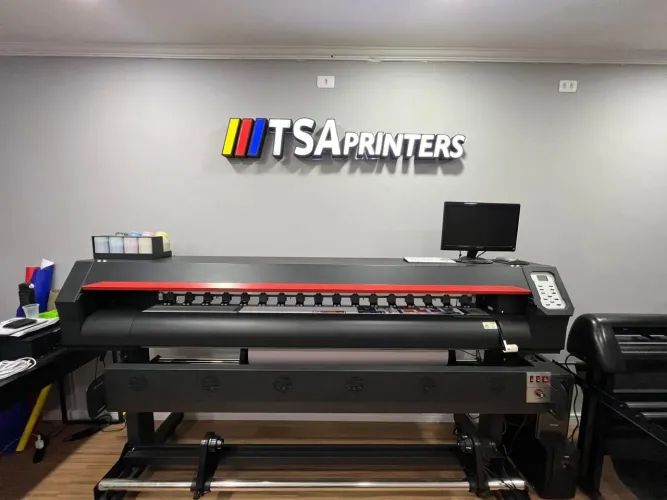 Plotter de Impressão Semi Nova de 1.90