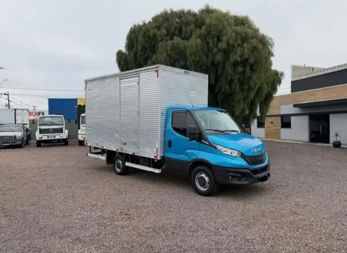 Iveco daily 35150 4x2 2021 único dono