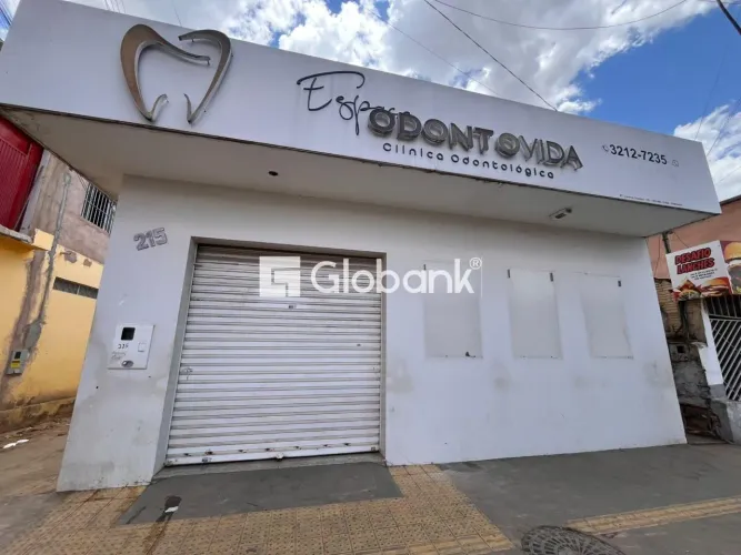 Ponto comercial para aluguel Santos Reis 100m² Montes Claros MG