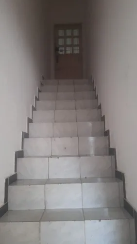 Alugo p/ alojamento  de trabalhador