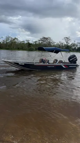 Lancha Araguaia 600 CLX 90HP