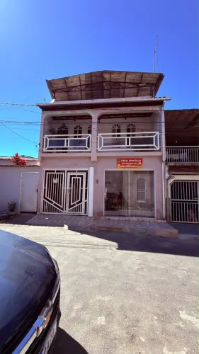 Casa a venda no bairro Santa Cruz