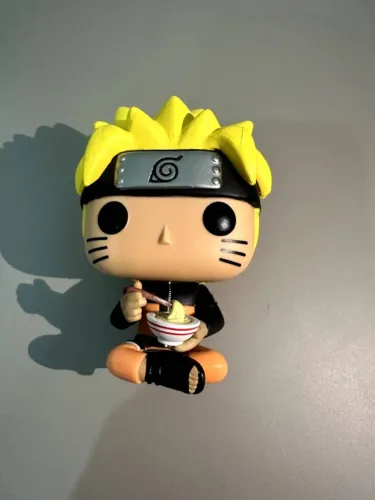 Funko Pop! Naruto Shippuden 823 Naruto Uzumaki Macarrão Edição Especial
