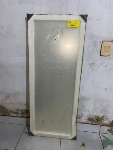 Espelho de guarda roupa 1200x450x3 ja(furado) .