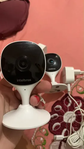 Câmera Inteligente Intelbras iM3 C Full HD Wi-Fi - Visão Noturna + Áudio