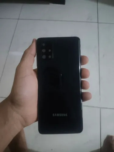 Samsung A71