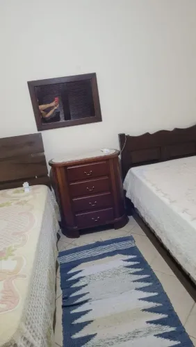 Armarinho para Quarto