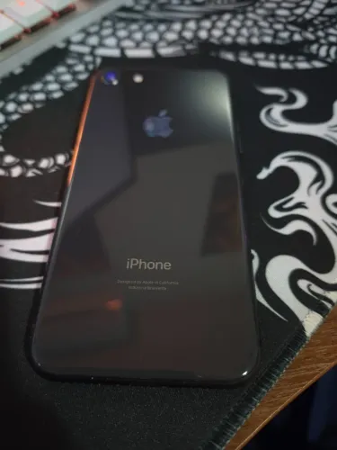 iPhone 8 64g Impecável