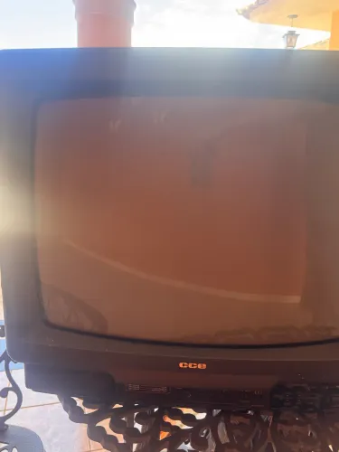 TV de Tubo CCE 20" Antiga - Relíquia / Retro - Funcionando Perfeitamente!