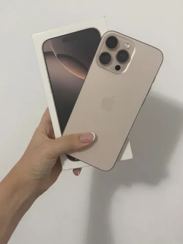 Vendo iPhone 16 pro Max 256g 