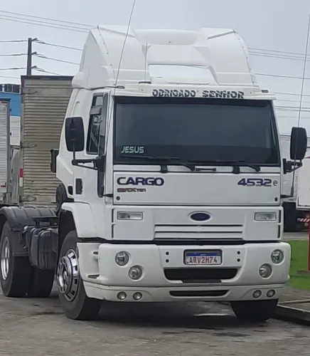 Ford cargo 4532  ano 2009