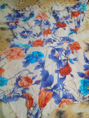 Lote com 30 peças de roupas boas para seu Brechó