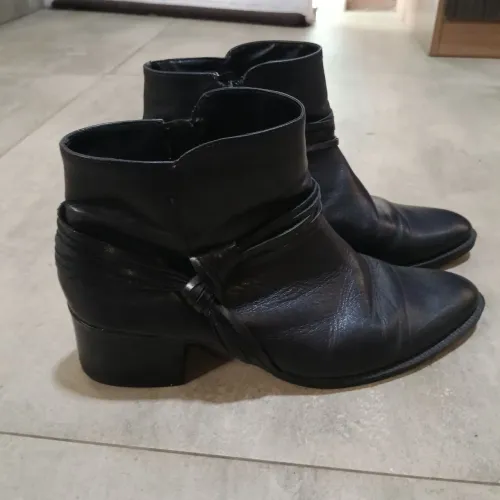 Bota cano curto 