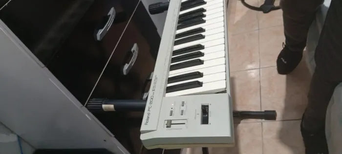 TÍtulo do Anúncio: Teclado Controlador Roland MK II +200 adaptador MIDI Sem Fio M-VAVE MS1