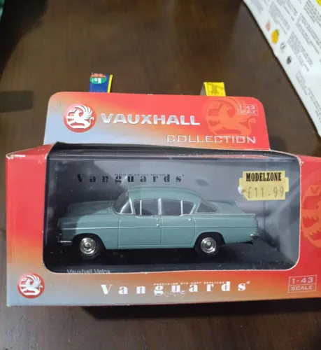 Miniatura Vauxhall Velox Alpine green 1:43 Importado