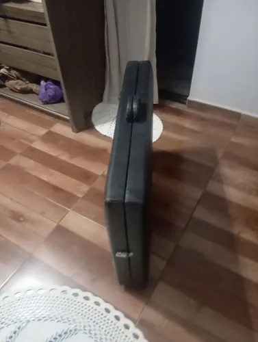 Maca Portátil Dobrável. Semi nova em excelente estado.