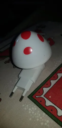 Luz noturna, liga sozinha bivolt  3 leds