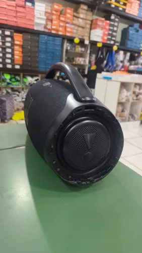 Bombox 3 usada bem conservada
