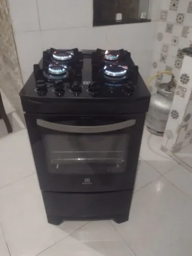 Fogão Electrolux 4 bocas semi novo
